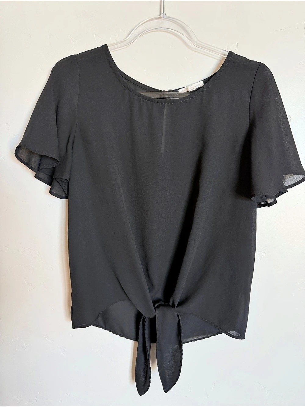 Socialite Black Tie Hem Blouse Size Small Like New